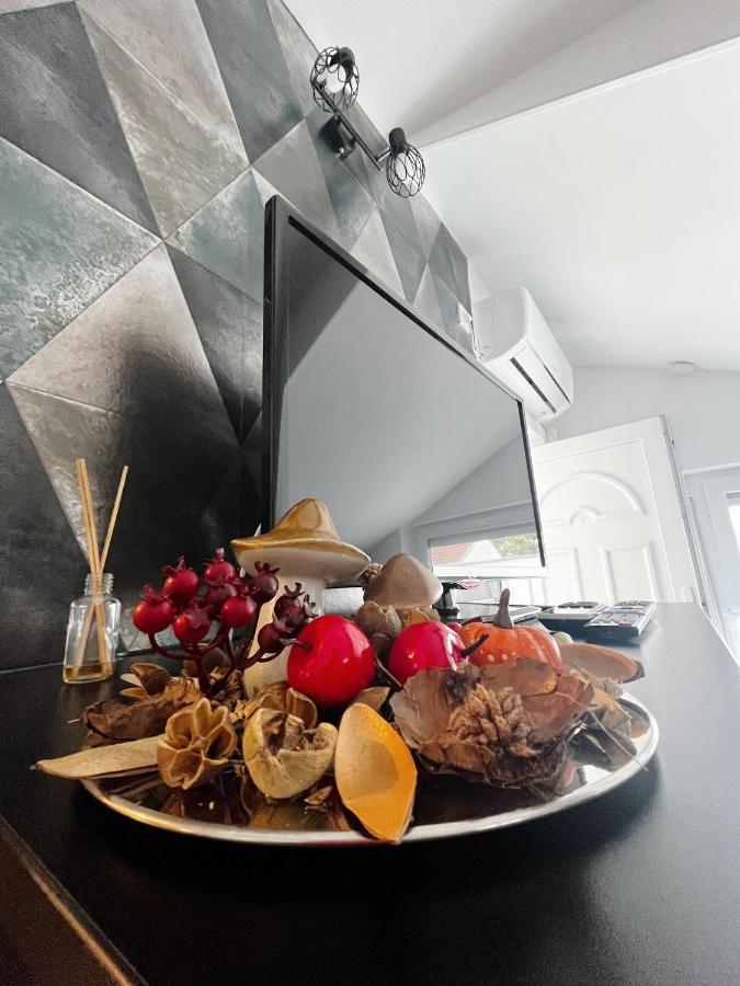 Tramini Apartmanok Eger Bagian luar foto